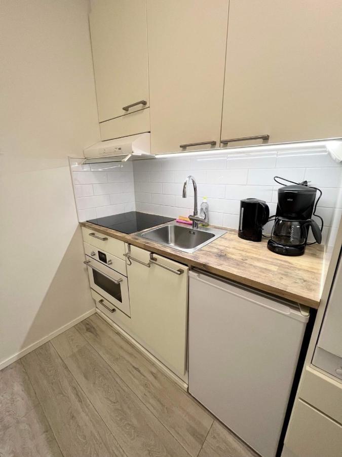 Charming Central Apartment Helsinki Helsínquia Exterior foto